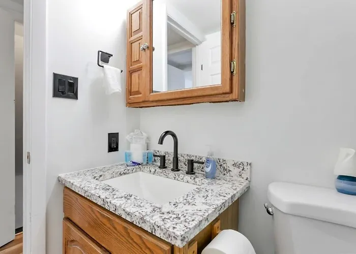 Housepitality - West Side - 6 Bedroom 2 Ba Holiday home Columbus