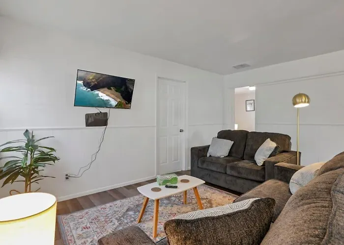 Housepitality - West Side - 6 Bedroom 2 Ba Holiday home Columbus